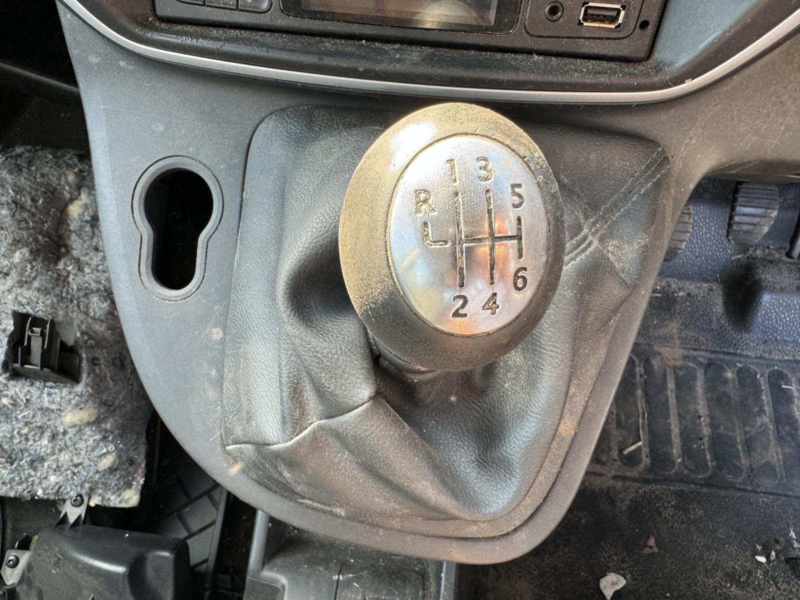 View Auto part Gear Stick/Shifter RENAULT KANGOO 2014