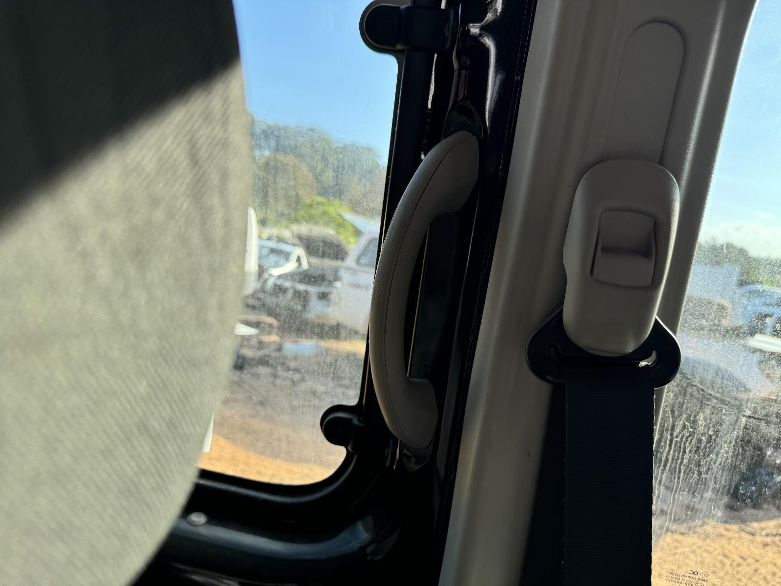 View Auto part Grab Handle RENAULT KANGOO 2014