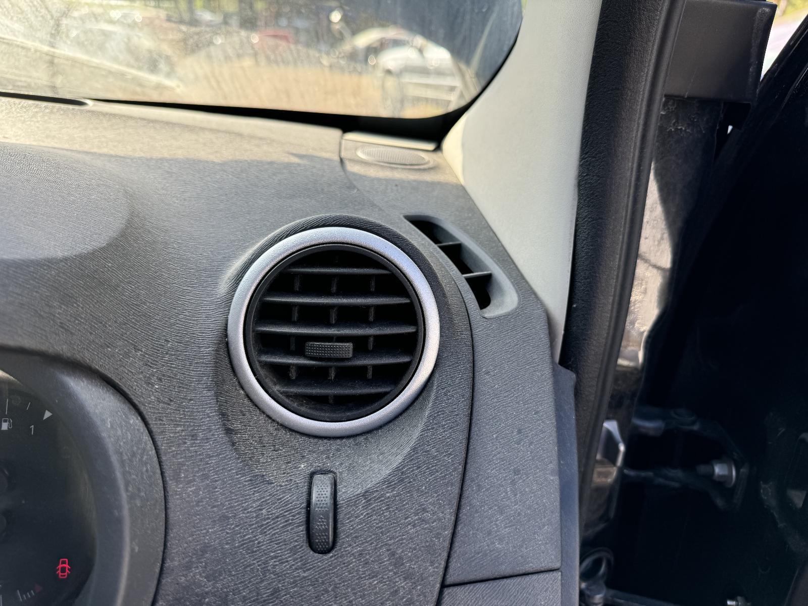 View Auto part Misc RENAULT KANGOO 2014