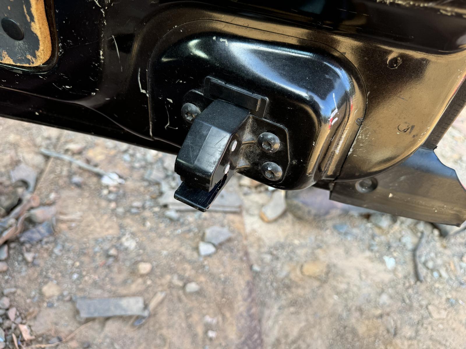View Auto part Door/Boot/Gate Lock RENAULT KANGOO 2014