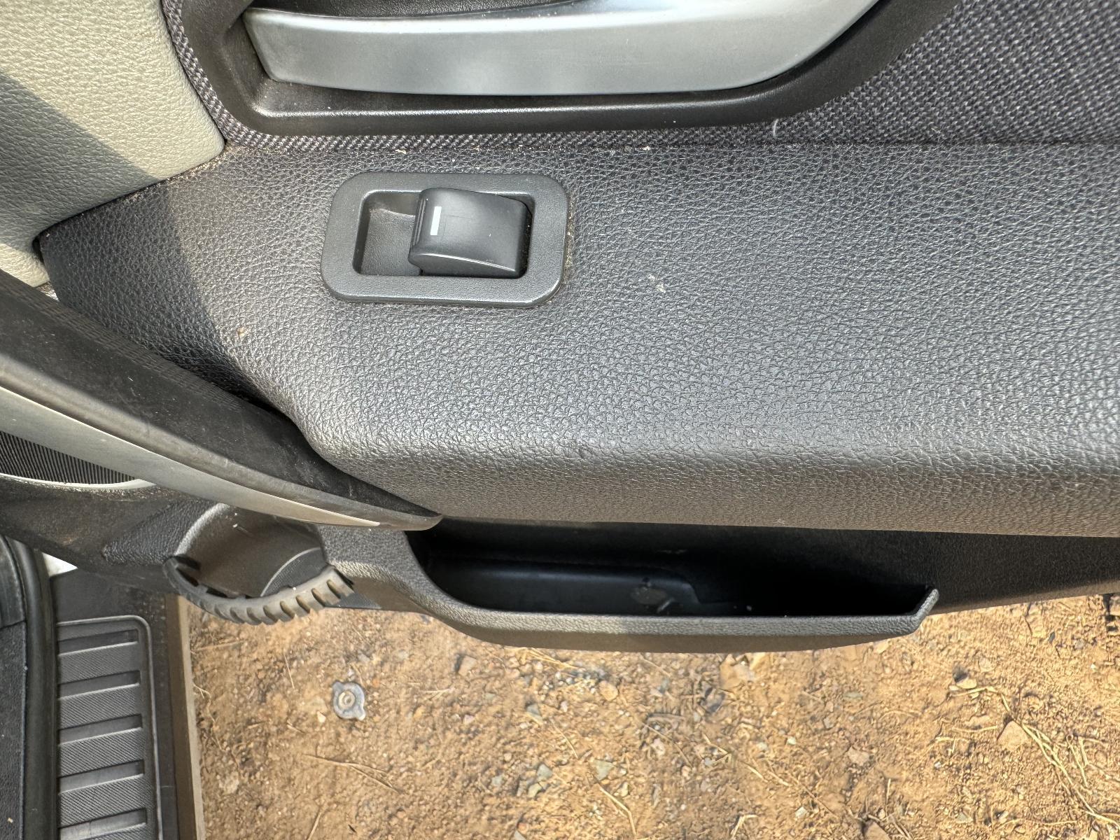 View Auto part Pwr Dr Wind Switch FORD TERRITORY 2008