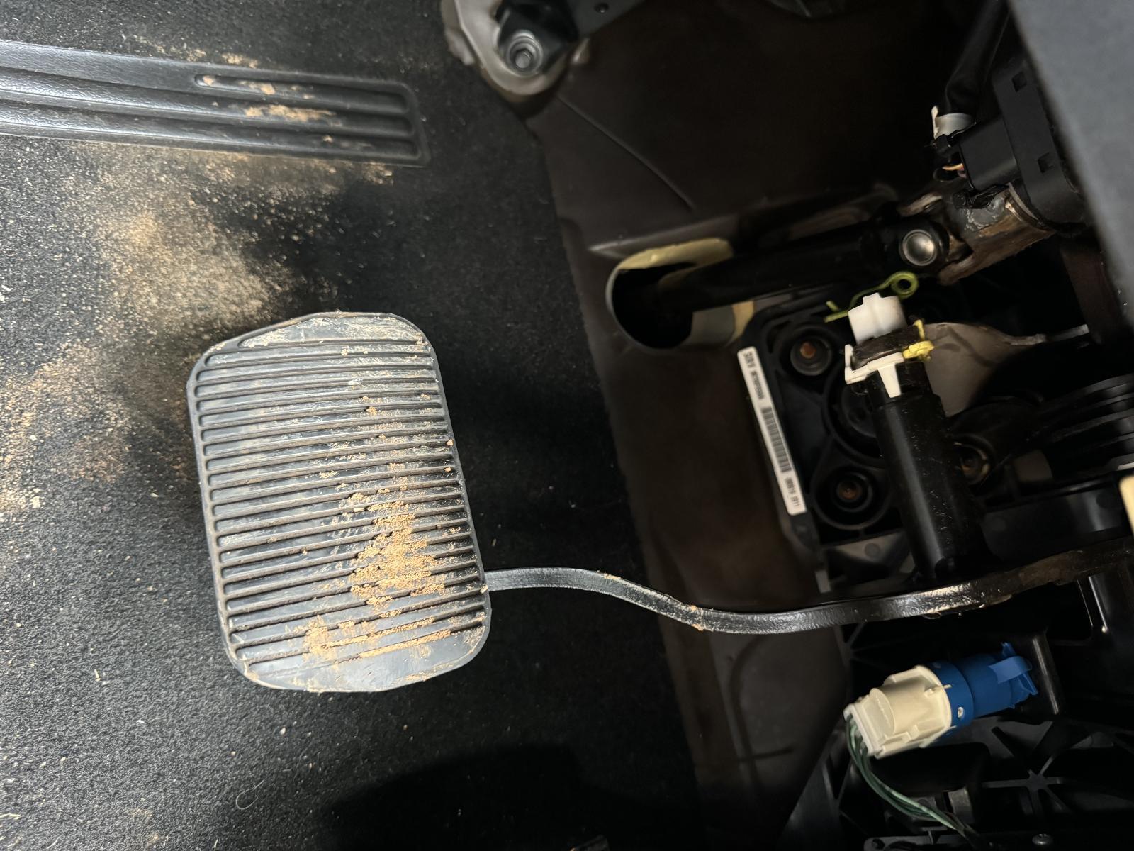 View Auto part Pedal Assembly FORD TERRITORY 2008