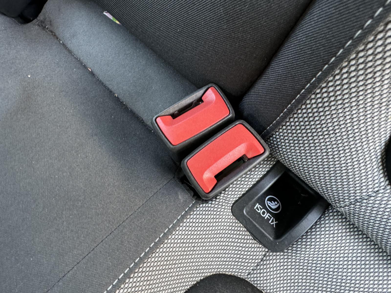 View Auto part Seatbelt/Stalk SKODA FABIA 2015
