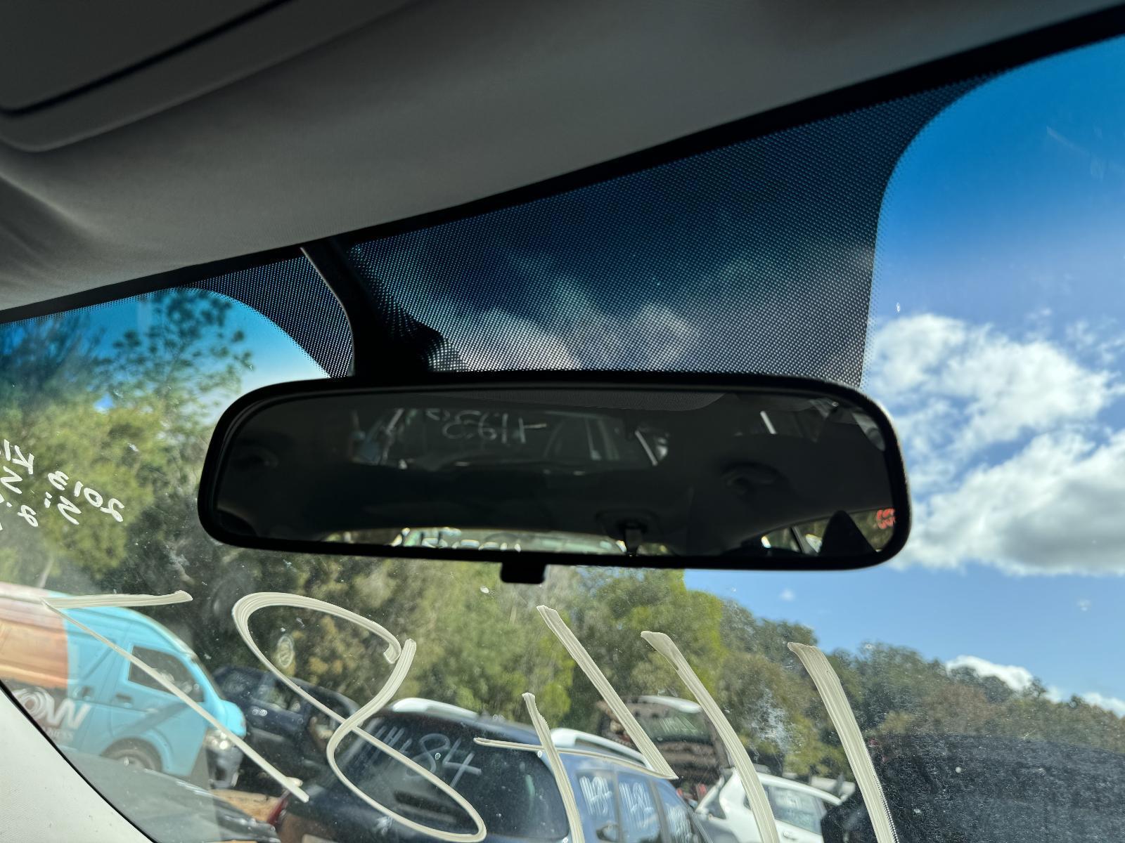 View Auto part Interior Mirror KIA SPORTAGE 2013