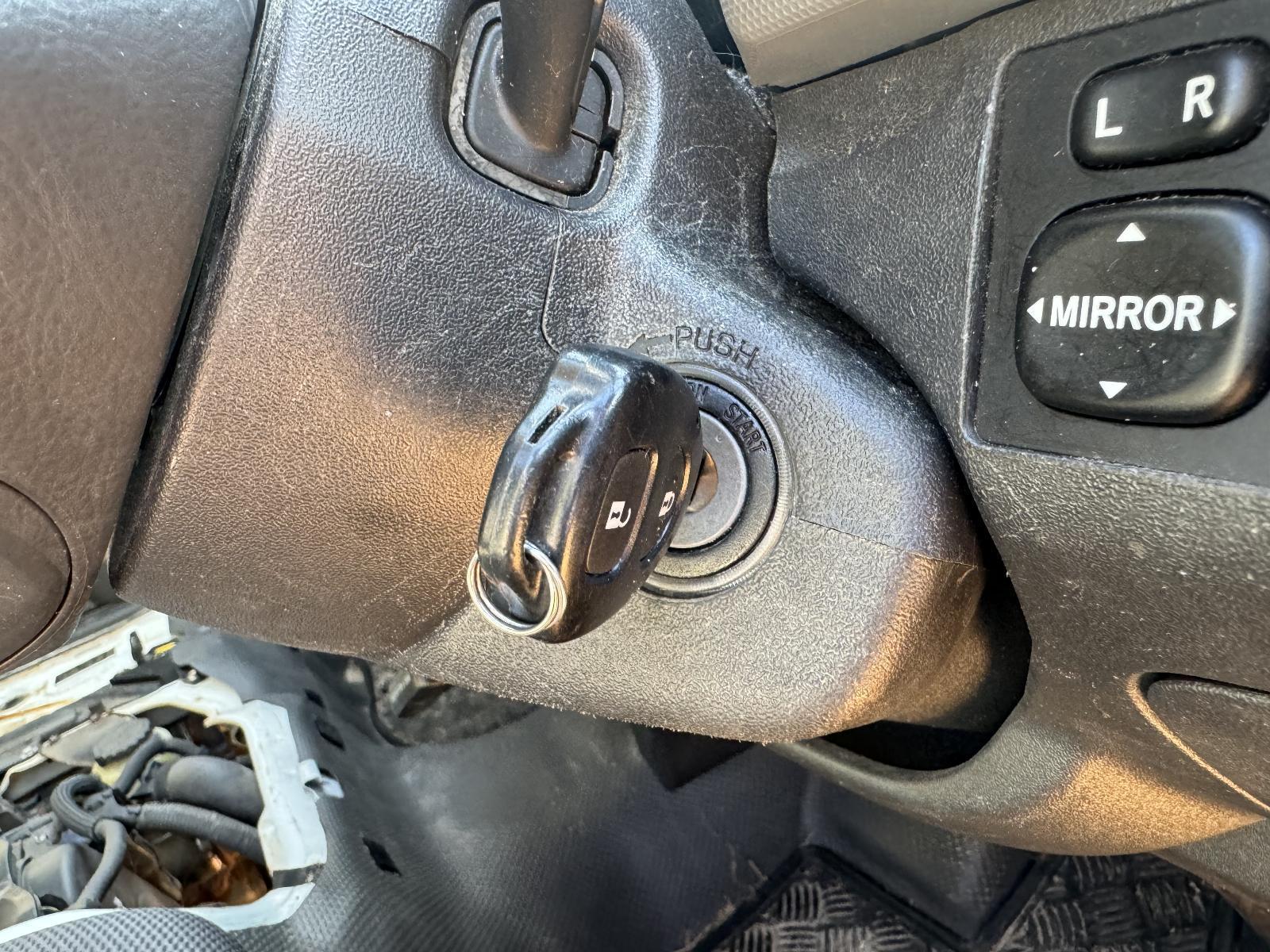 View Auto part Ignition W/ Key TOYOTA HIACE 2011