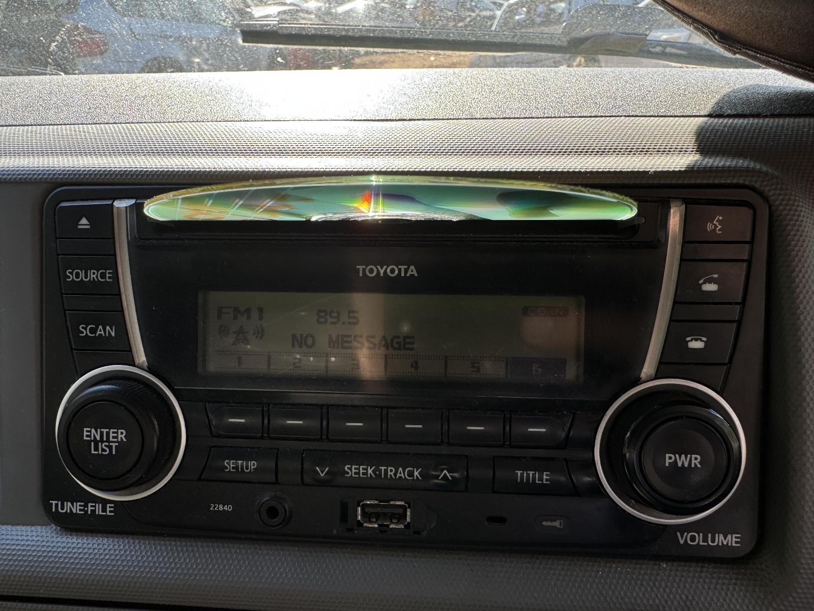 View Auto part Radio/Cd/Dvd/Sat/Tv TOYOTA HIACE 2011