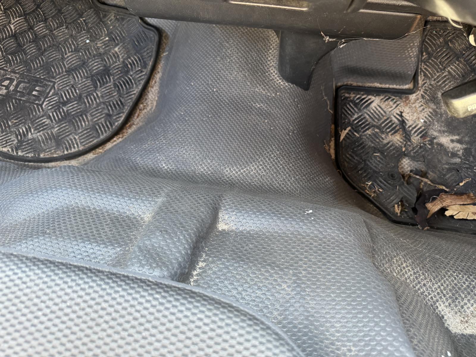 View Auto part Carpet TOYOTA HIACE 2011