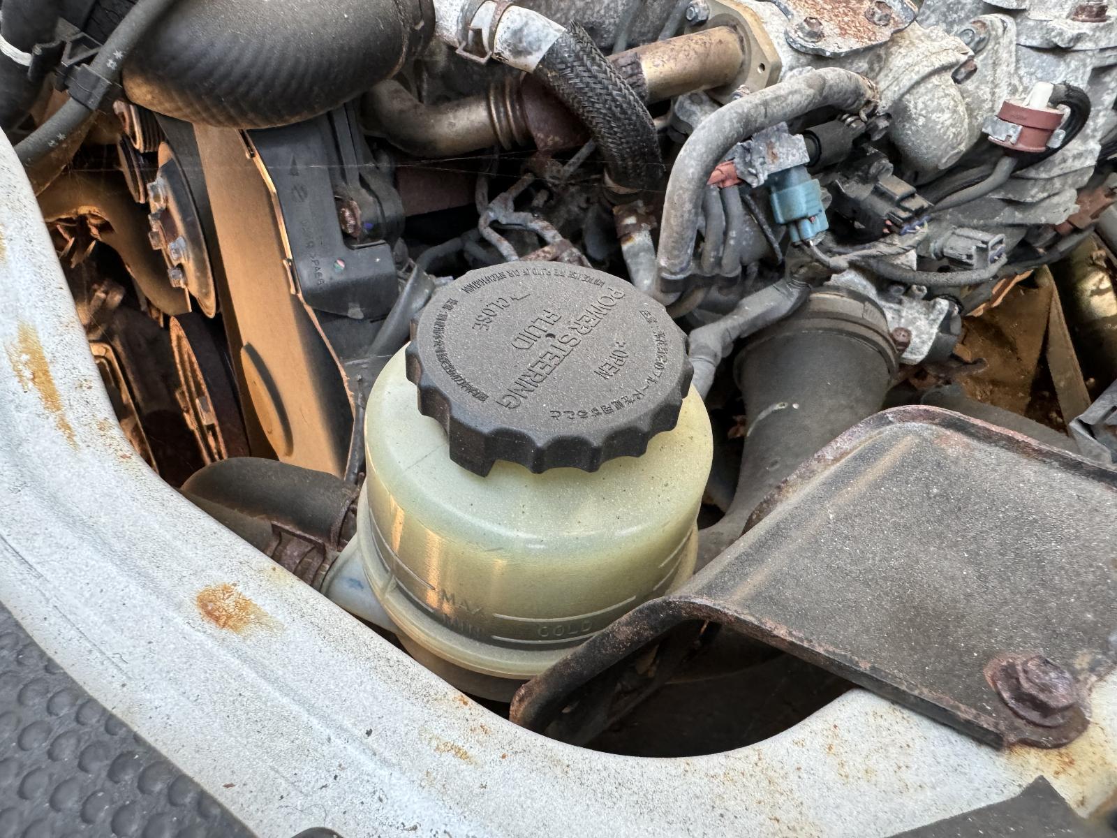 View Auto part P/S Reservoir TOYOTA HIACE 2011