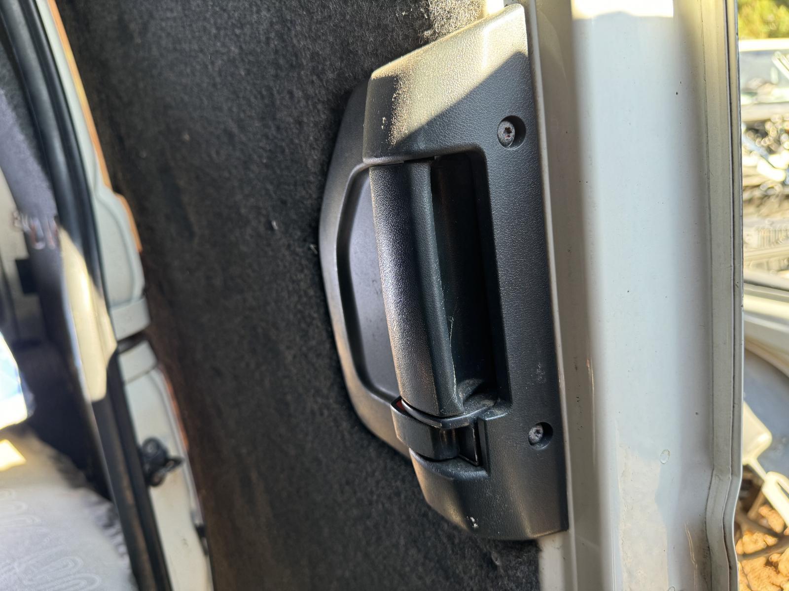 View Auto part Door Handle TOYOTA HIACE 2011