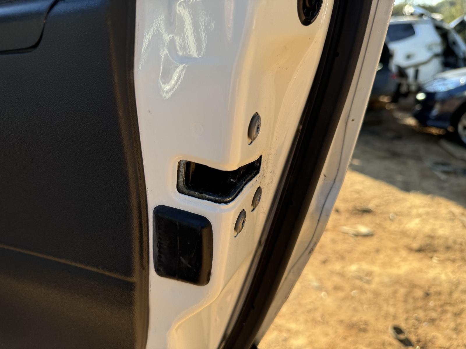 View Auto part Door/Boot/Gate Lock TOYOTA HIACE 2011