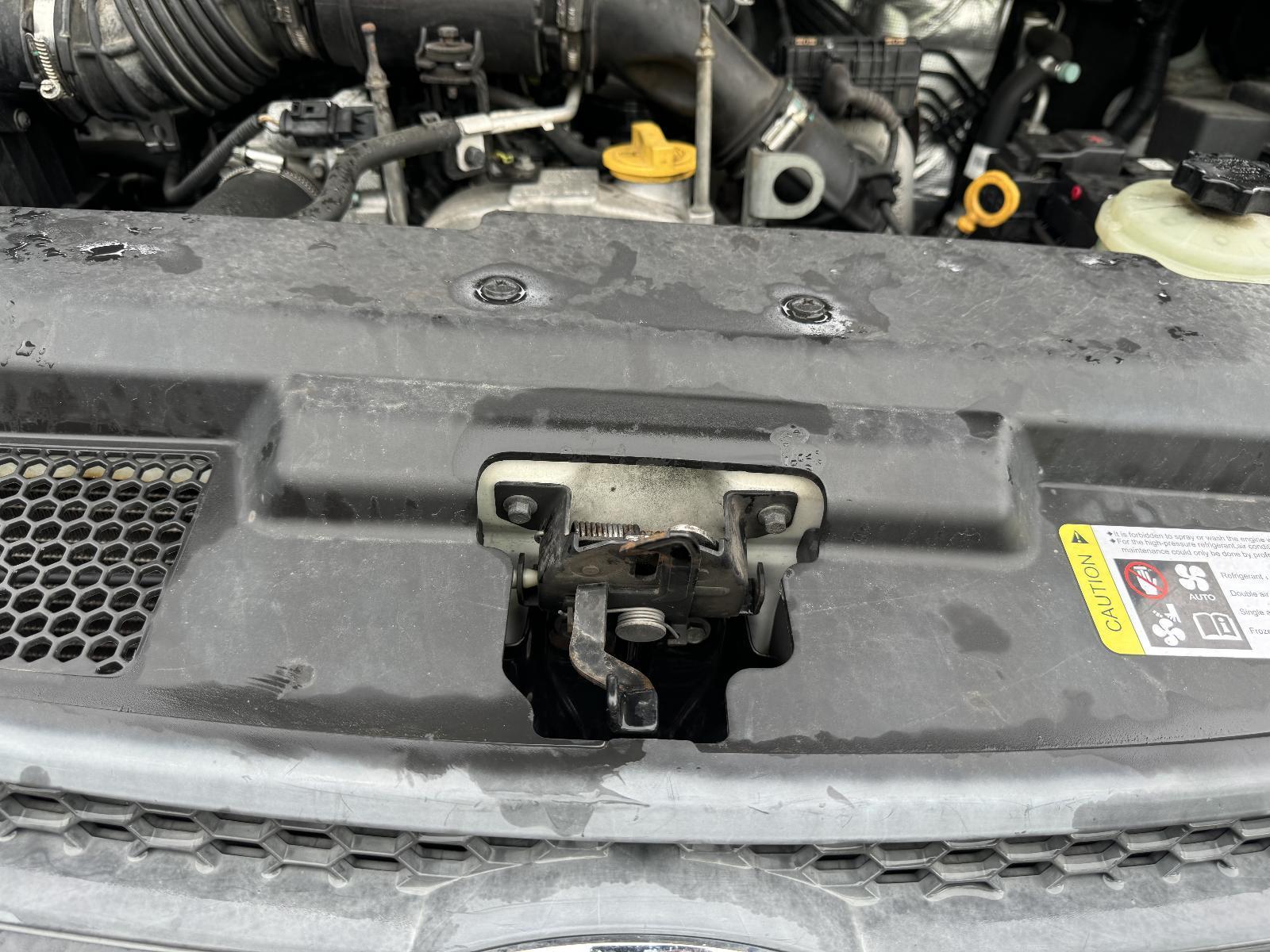 View Auto part Bonnet Lock/Support LDV G10 2017