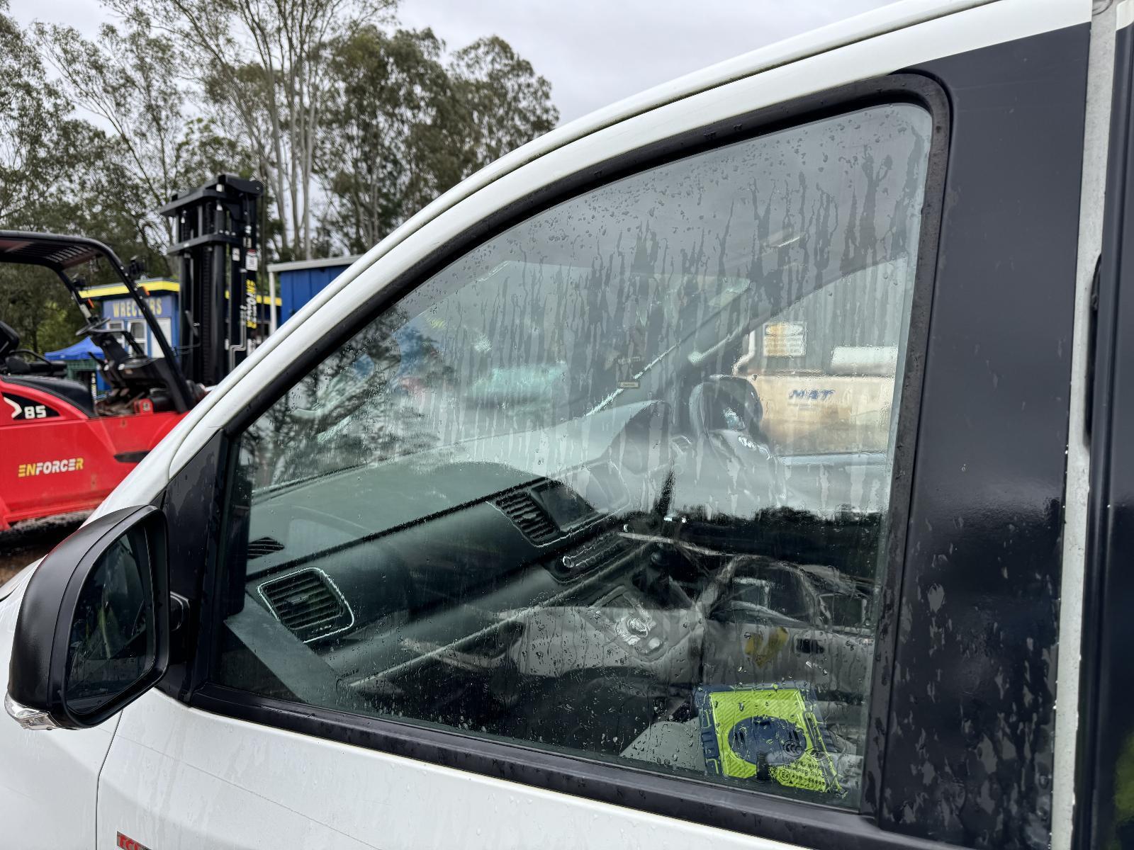 View Auto part Left Front Door Window LDV G10 2017