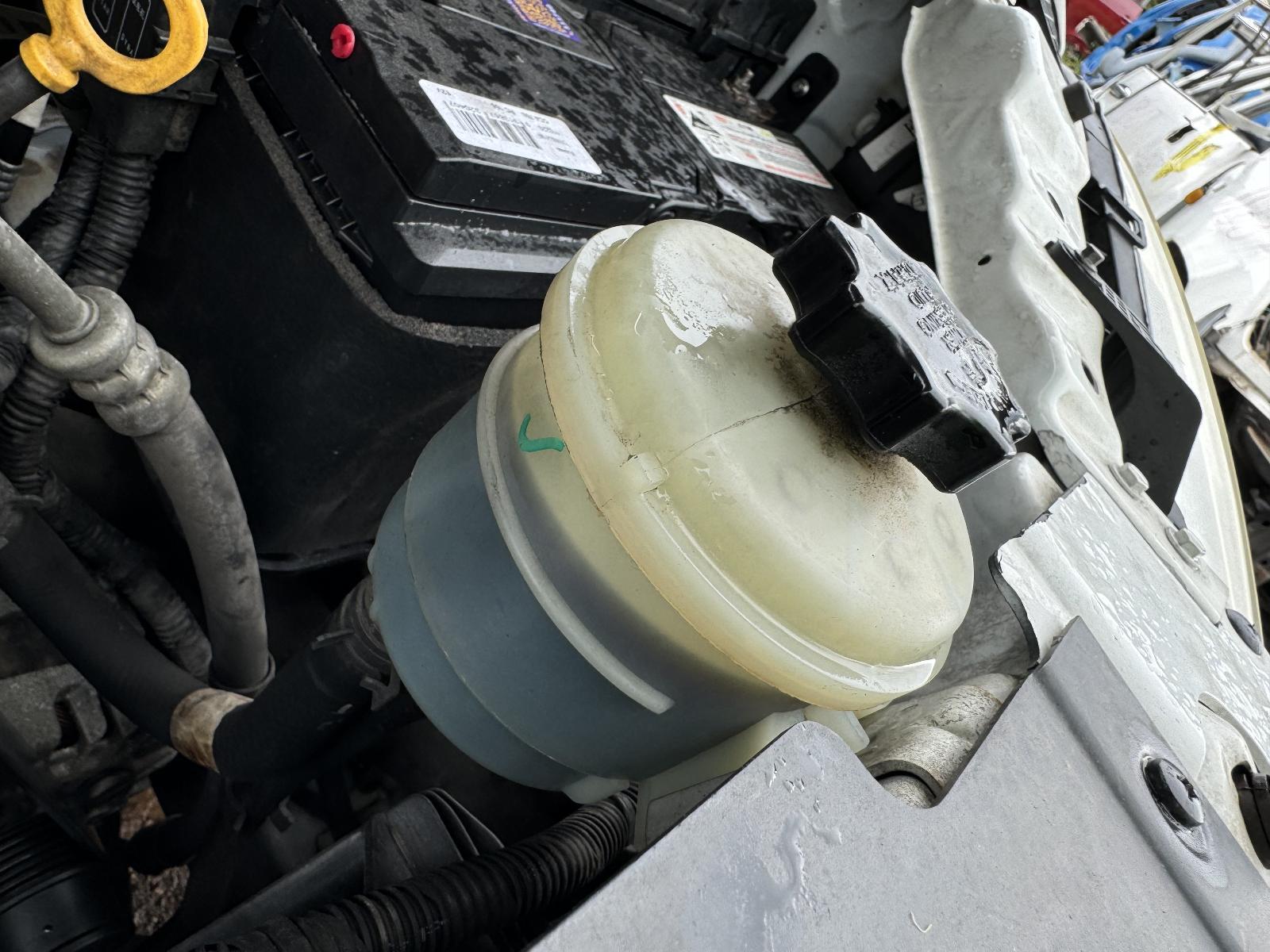 View Auto part P/S Reservoir LDV G10 2017