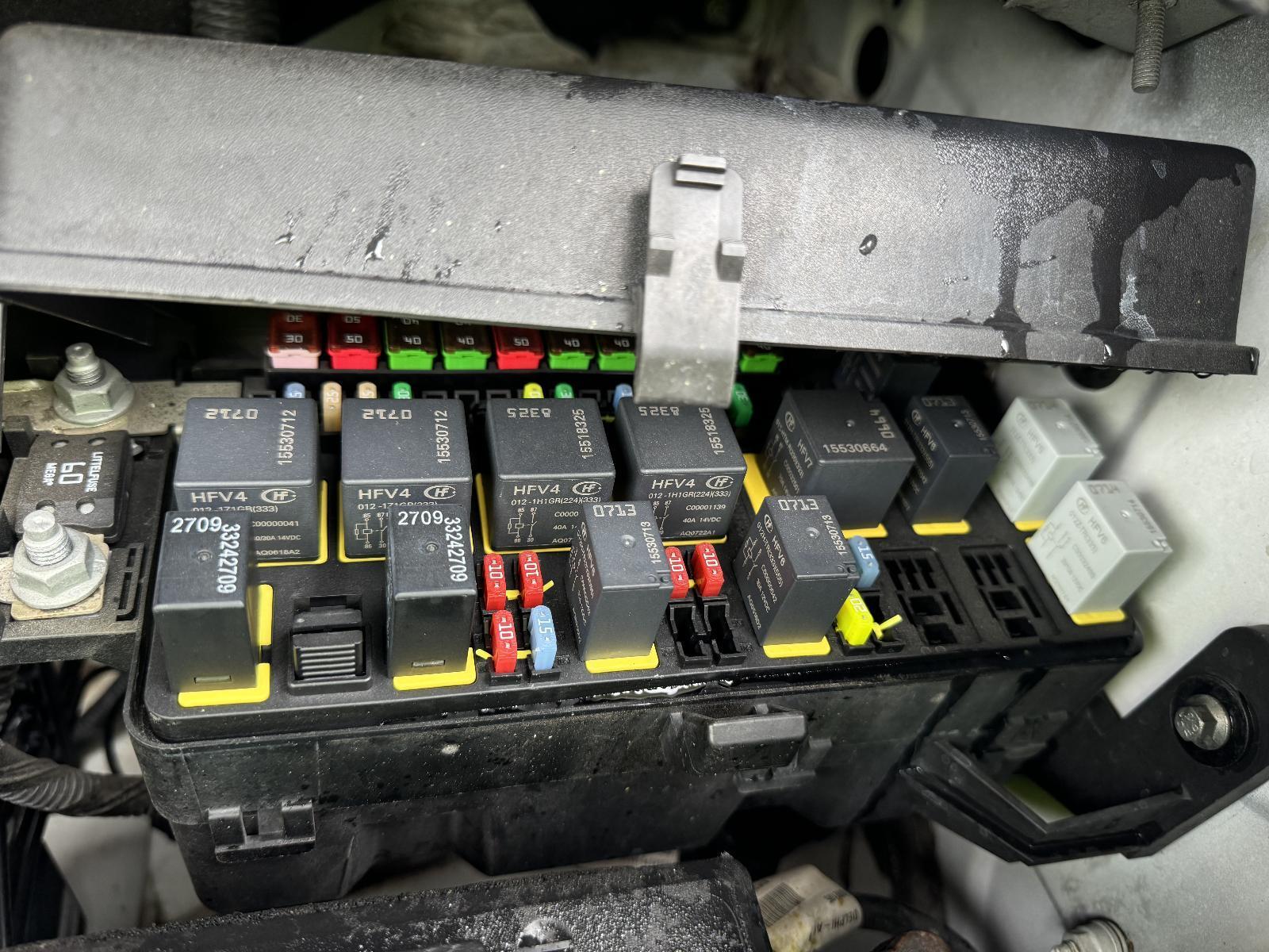 View Auto part Fuse Box LDV G10 2017