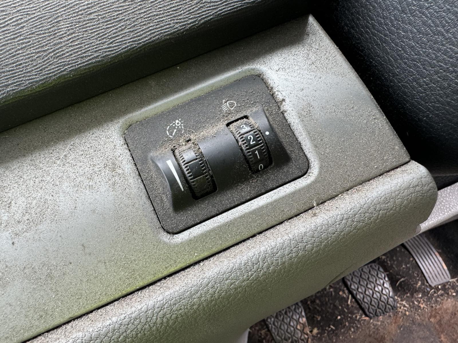 View Auto part Misc Switch/Relay LDV G10 2017