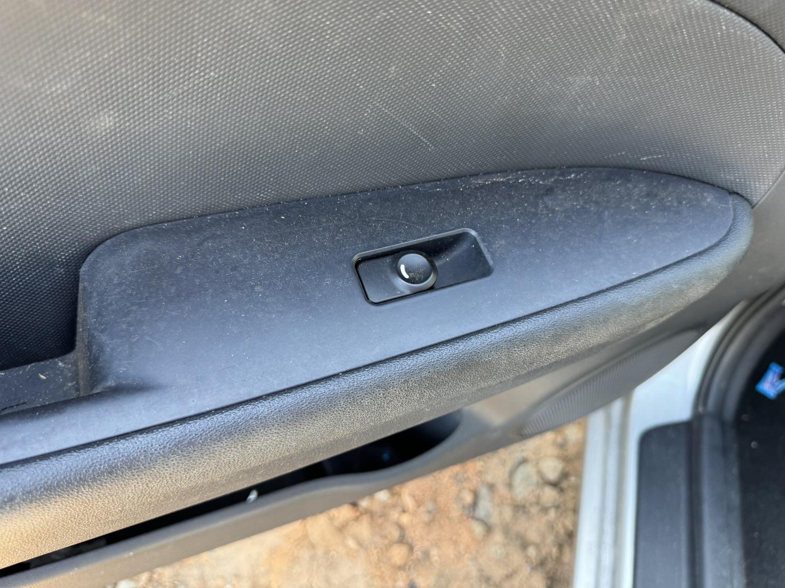 View Auto part Pwr Dr Wind Switch HYUNDAI I30 2008