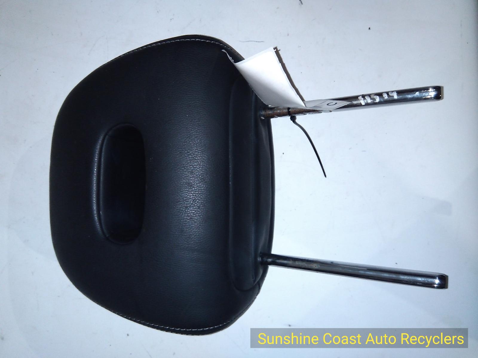 View Auto part Headrest Nissan Xtrail 2013