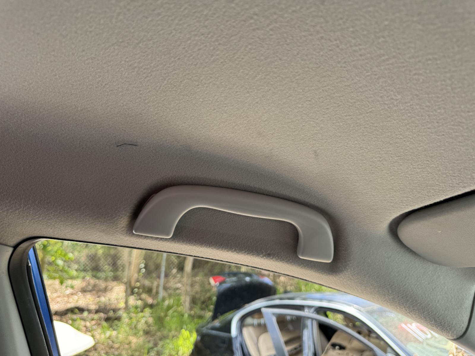 View Auto part Grab Handle MAZDA 3 2005