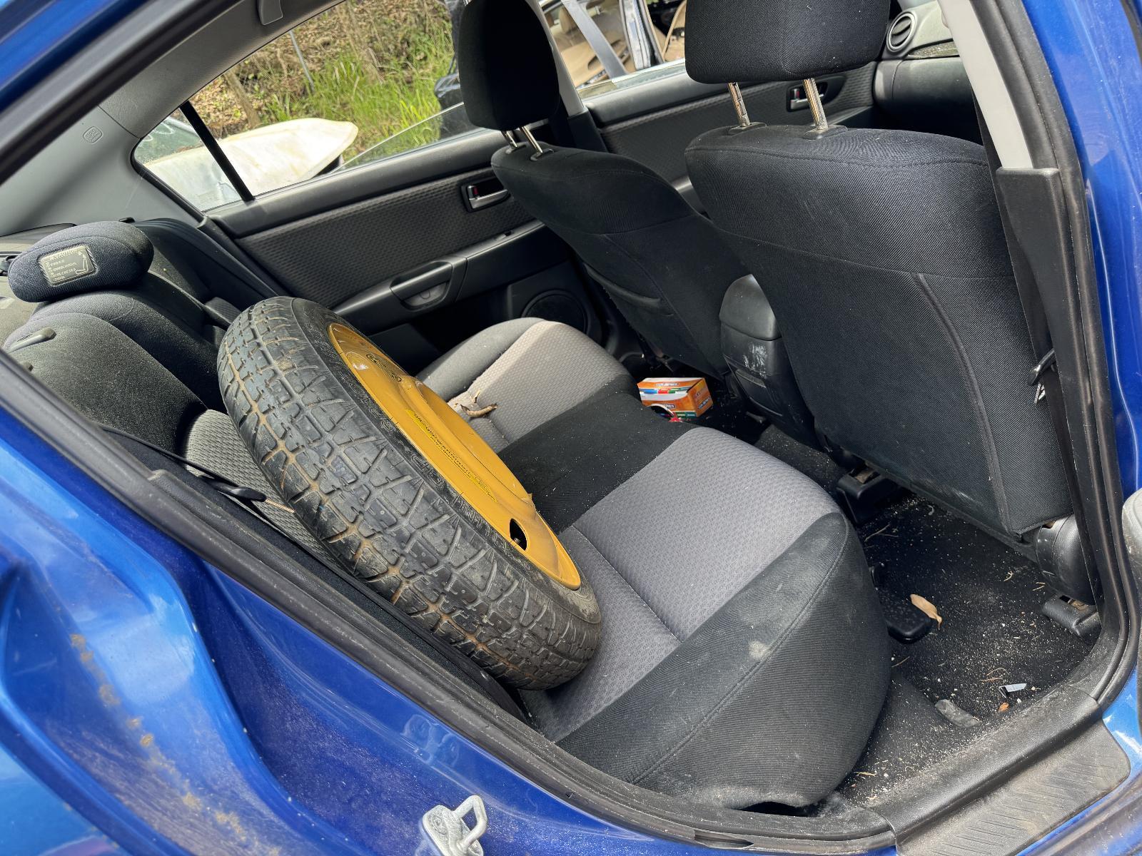 View Auto part 2nd Seat (Rear Seat) MAZDA 3 2005
