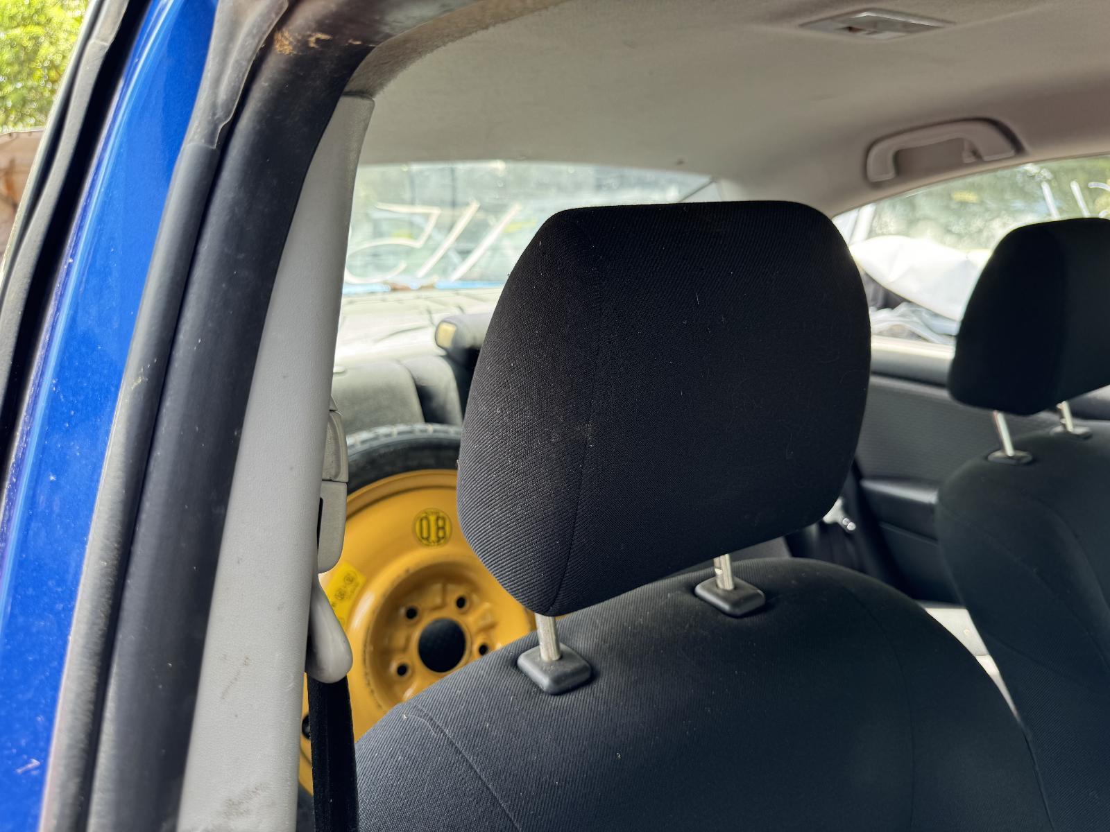 View Auto part Headrest MAZDA 3 2005