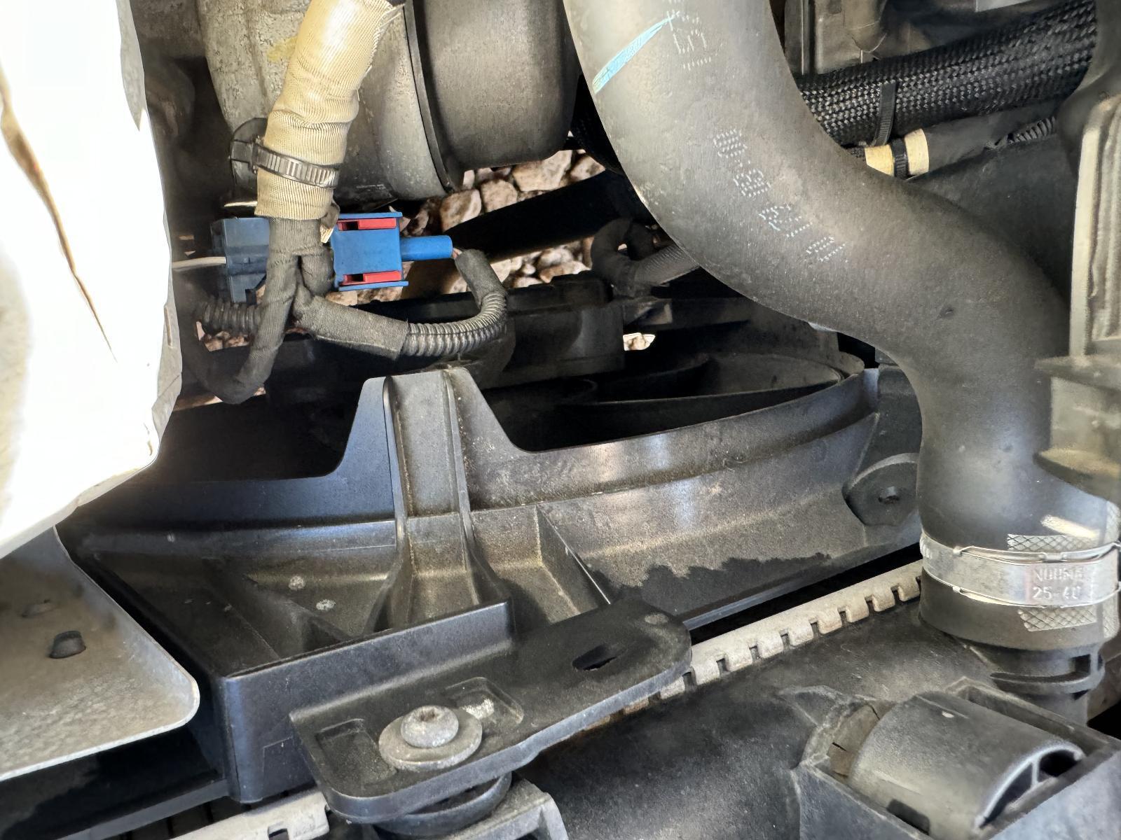 View Auto part Fan PEUGEOT 207 2011