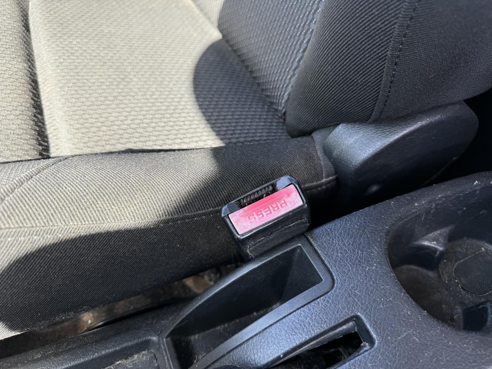 View Auto part Seatbelt/Stalk PEUGEOT 207 2011