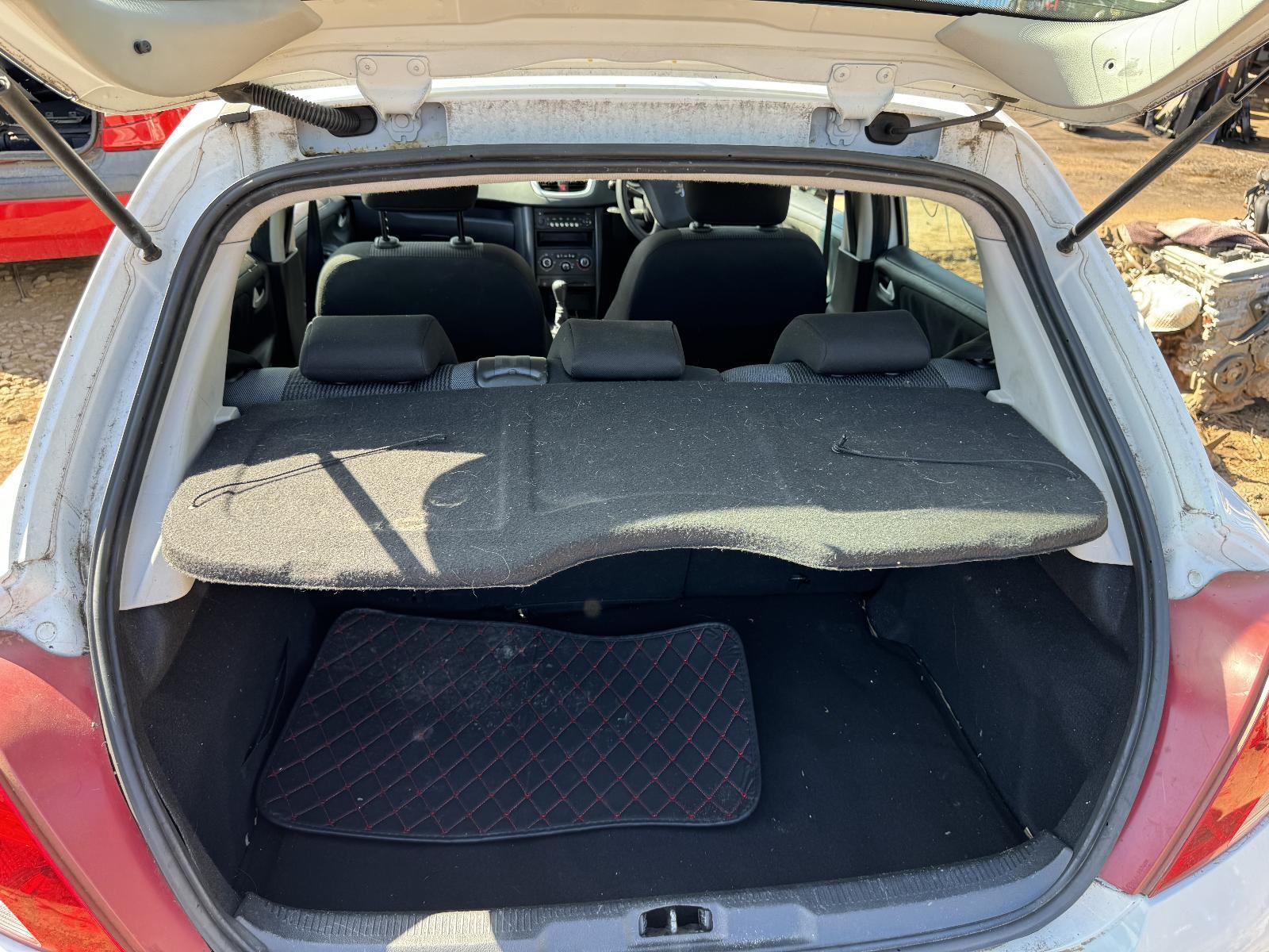 View Auto part PARCEL_SHELF_CARGO_BLIND PEUGEOT 207 2011