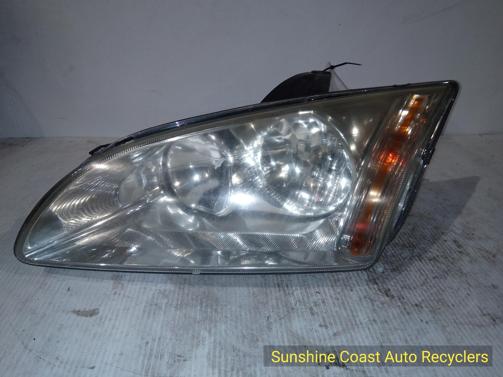 View Auto part Left Headlamp FORD FOCUS 2007