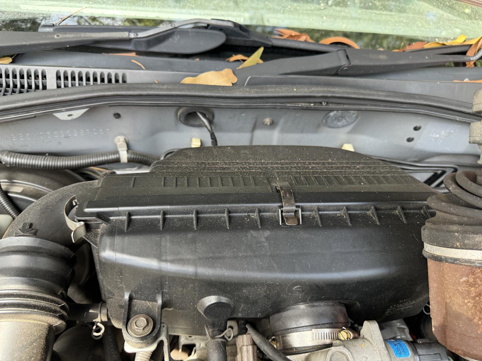 View Auto part Air Cleaner/Box SUBARU LIBERTY 2003