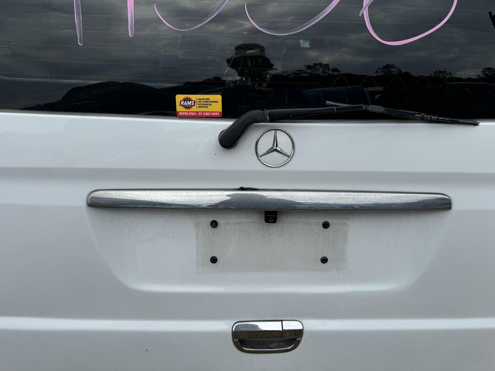 View Auto part Wiper Arm Mercedes Vito 2008