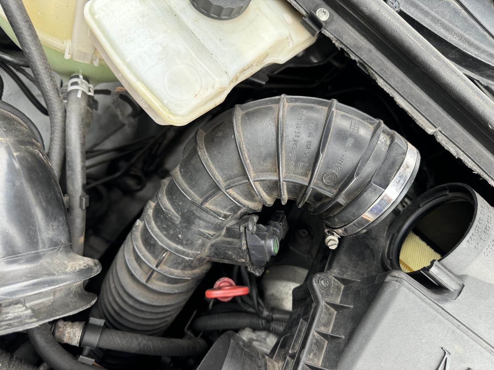 View Auto part Air Cleaner Duct/Hos MERCEDES VITO 2008