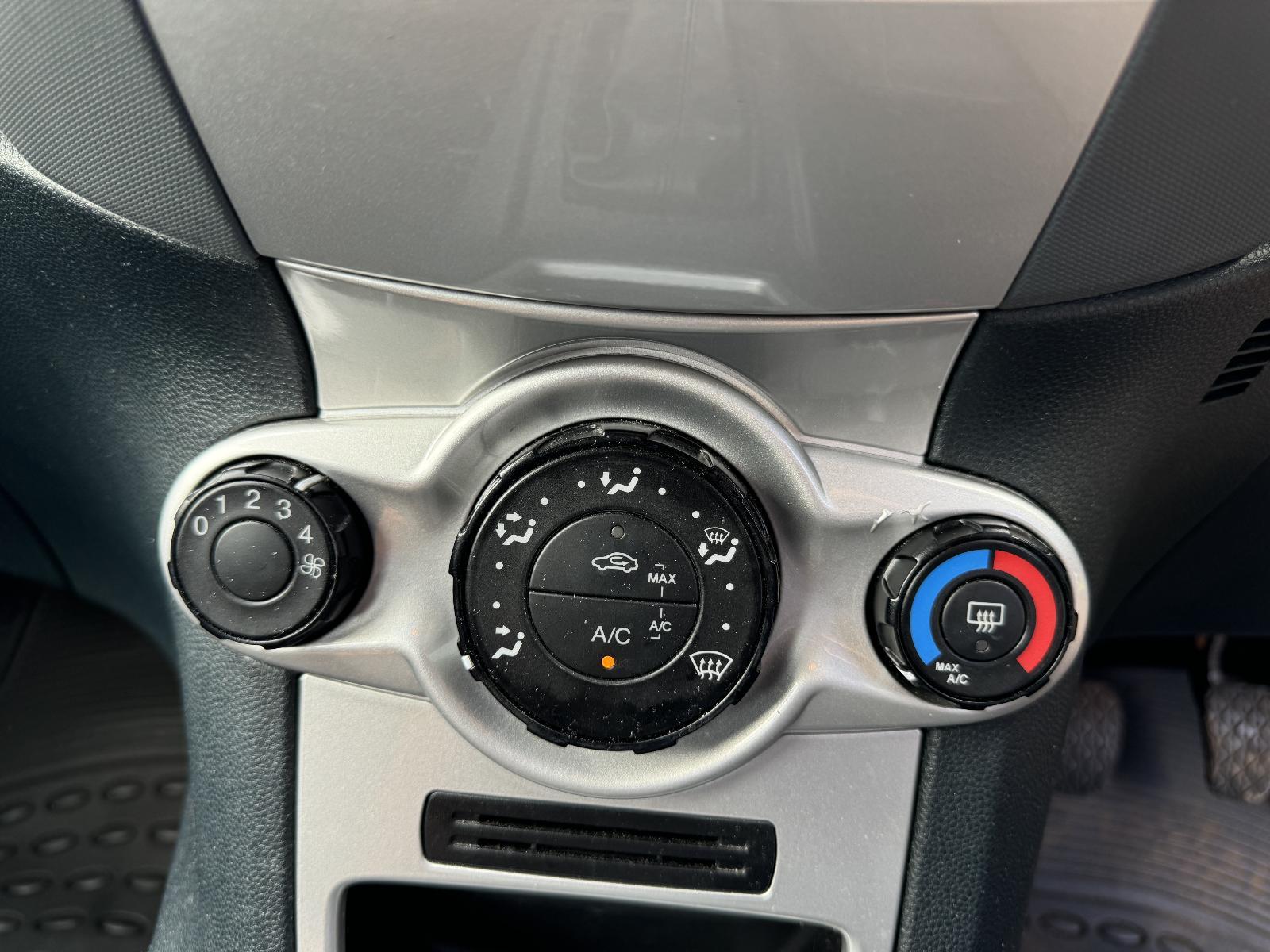 View Auto part Heater/Ac Controls FORD FIESTA 2012