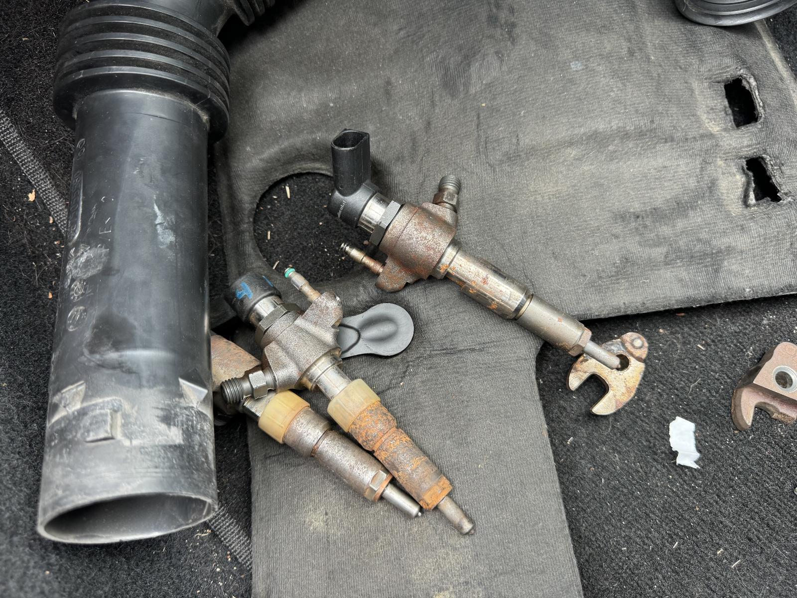 View Auto part Fuel Injector PEUGEOT 308 2010