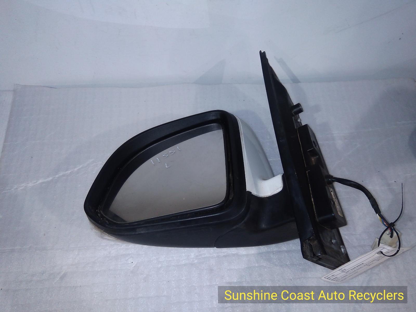View Auto part Left Door Mirror LDV G10 2017