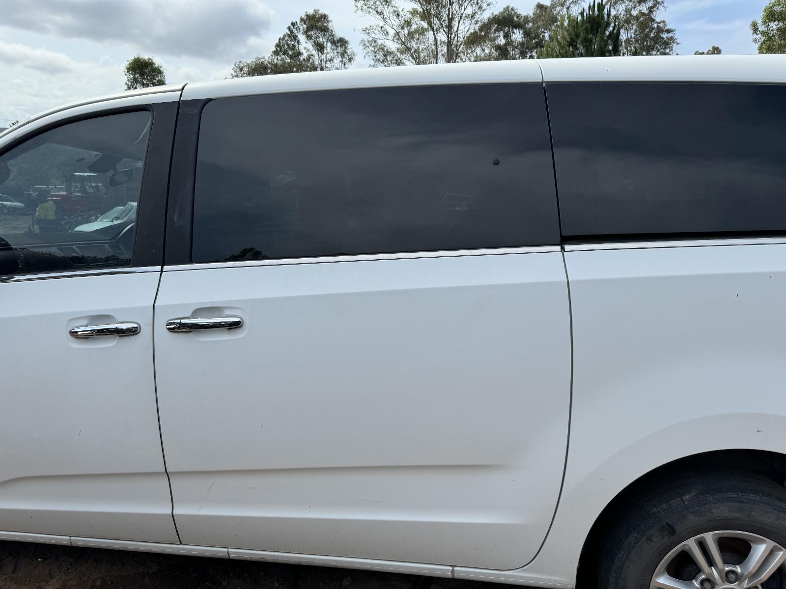 View Auto part Left Rear Door/Sliding LDV G10 2017