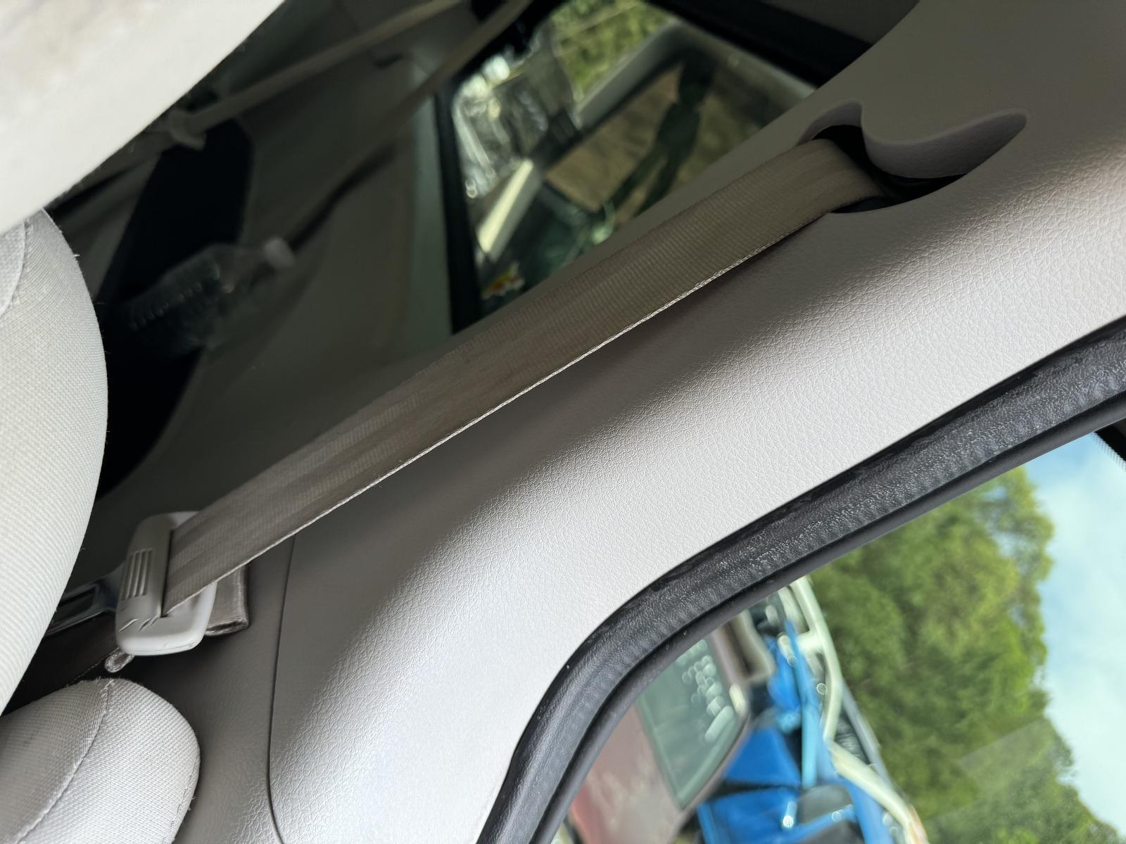 View Auto part Seatbelt/Stalk LDV G10 2017
