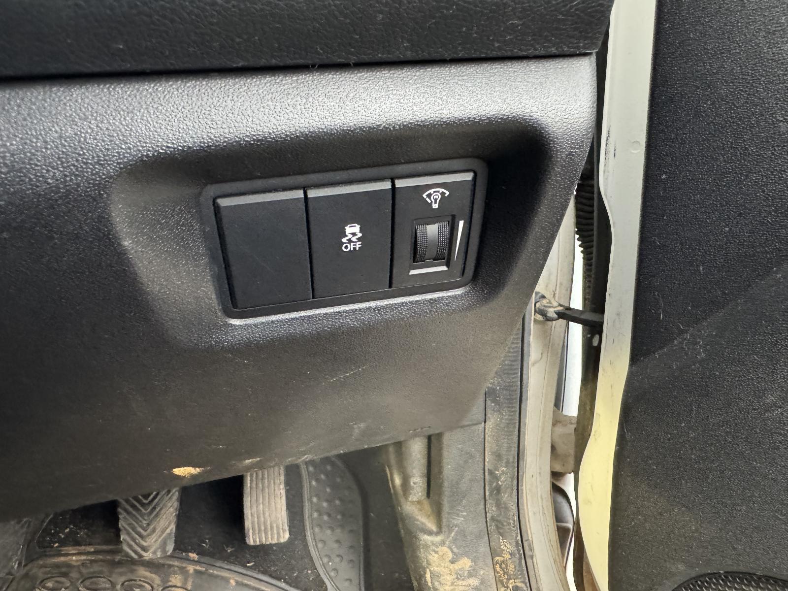 View Auto part Misc Switch/Relay HYUNDAI I20 2011