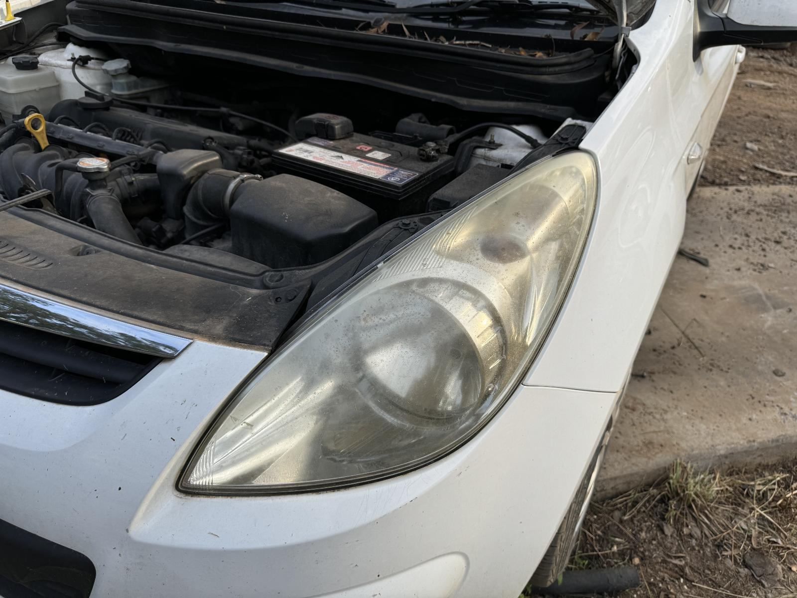 View Auto part Left Headlamp HYUNDAI I20 2011