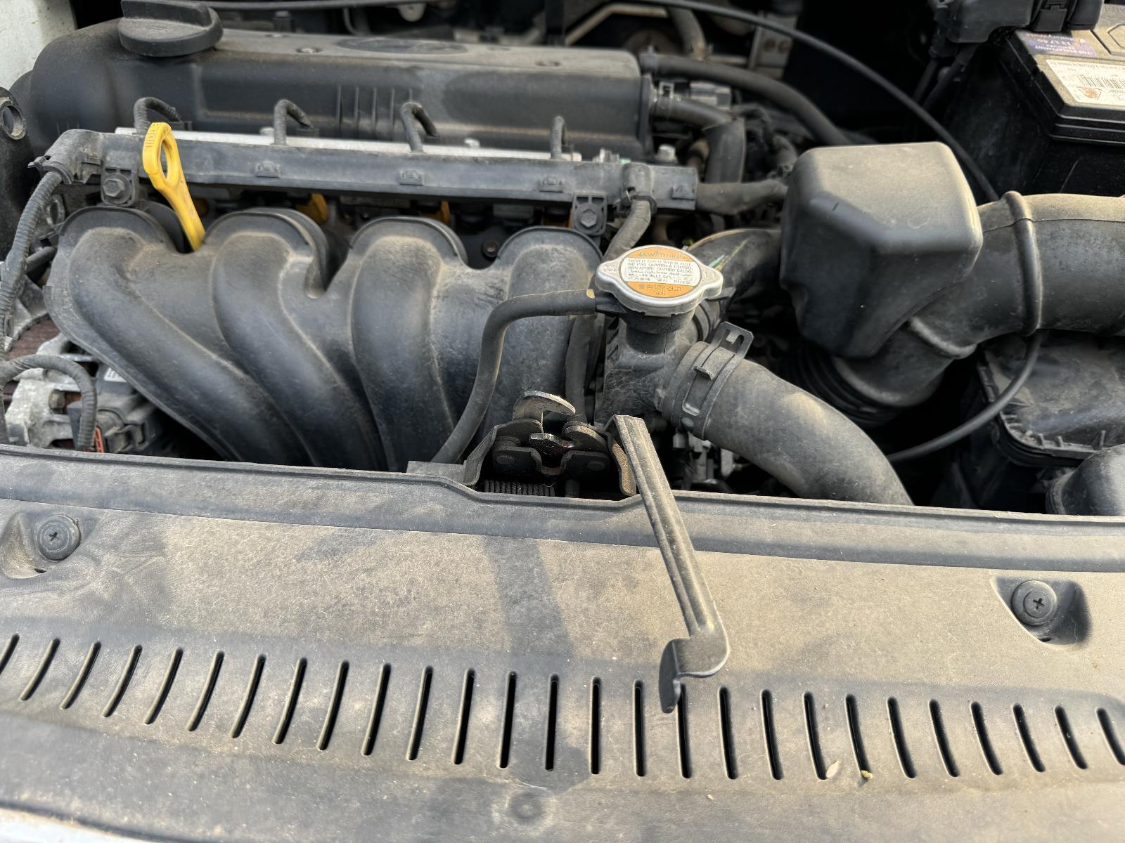 View Auto part Bonnet Lock/Support HYUNDAI I20 2011