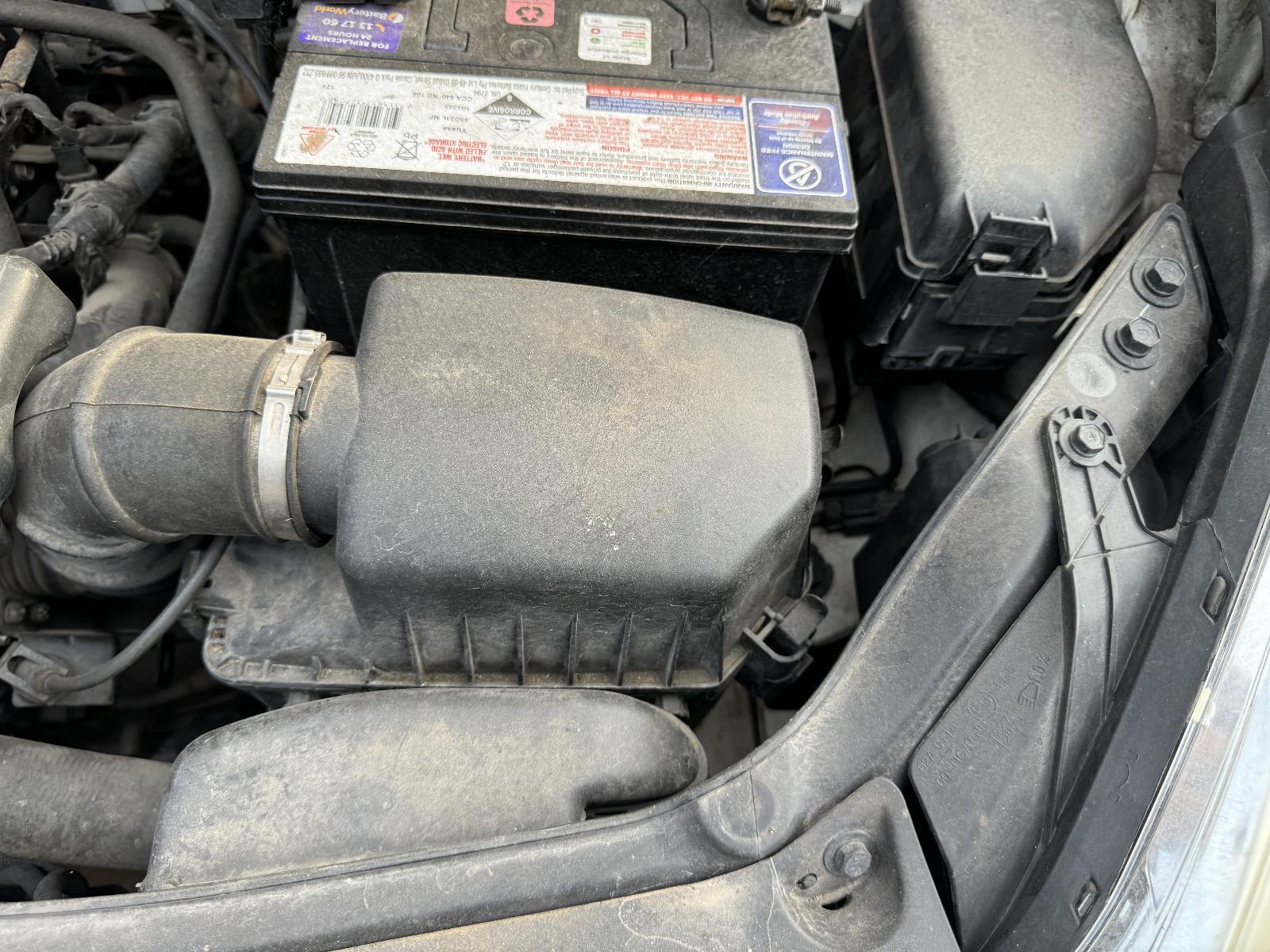 View Auto part Air Cleaner/Box HYUNDAI I20 2011