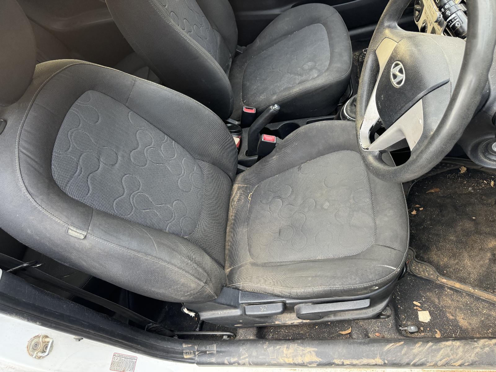 View Auto part Front Seat HYUNDAI I20 2011