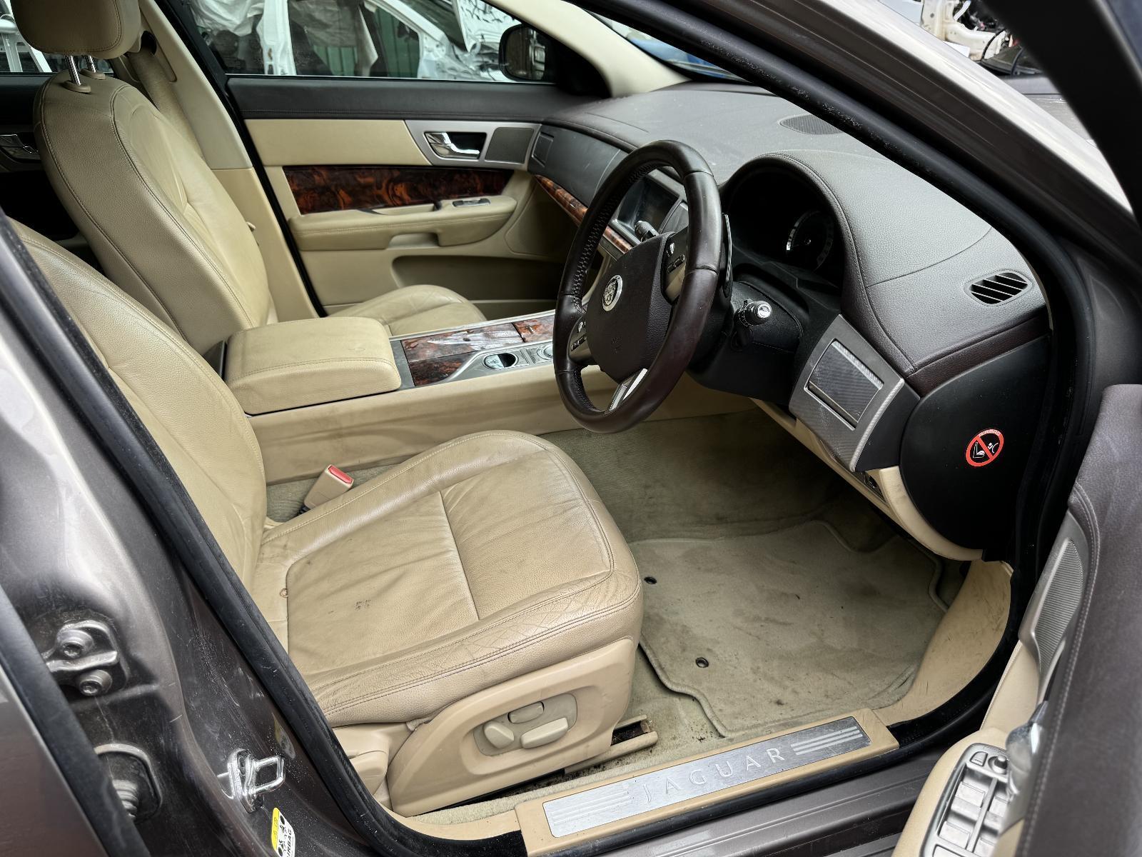 View Auto part Radio/Cd/Dvd/Sat/Tv JAGUAR XF 2008