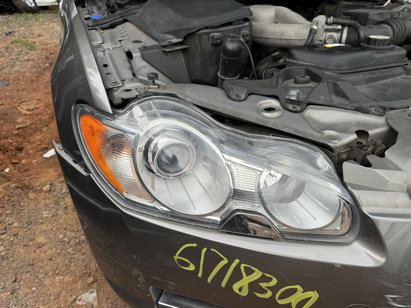 View Auto part Right Headlamp JAGUAR XF 2008