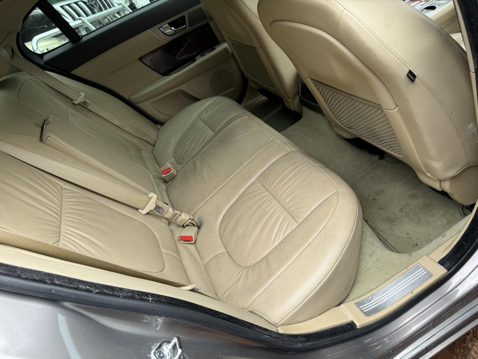 View Auto part 2nd Seat (Rear Seat) JAGUAR XF 2008