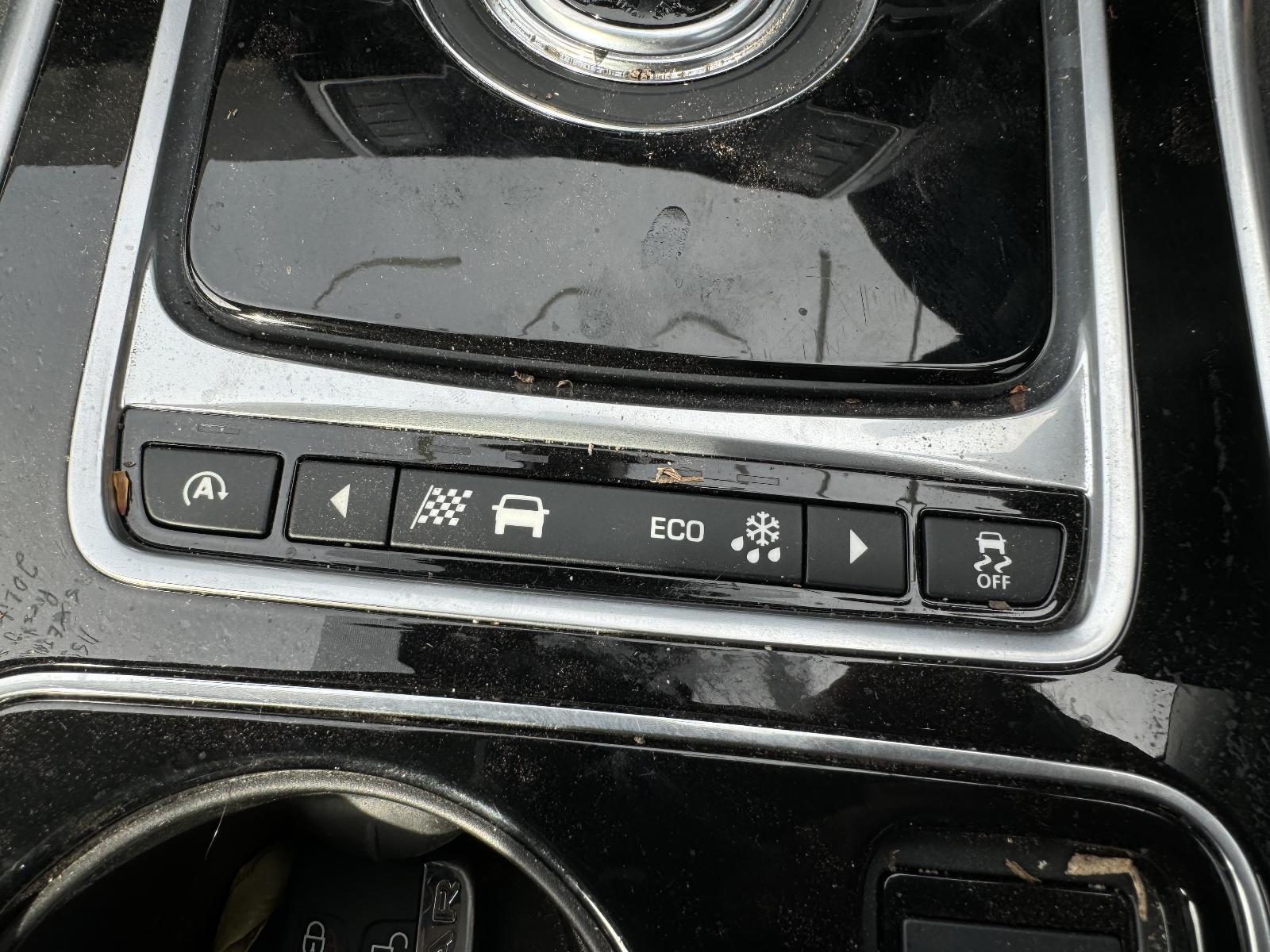View Auto part Misc Switch/Relay JAGUAR XE 2015