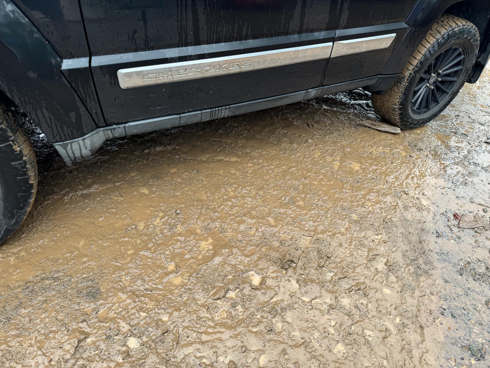 View Auto part Side Step/Skirt JEEP CHEROKEE 2012