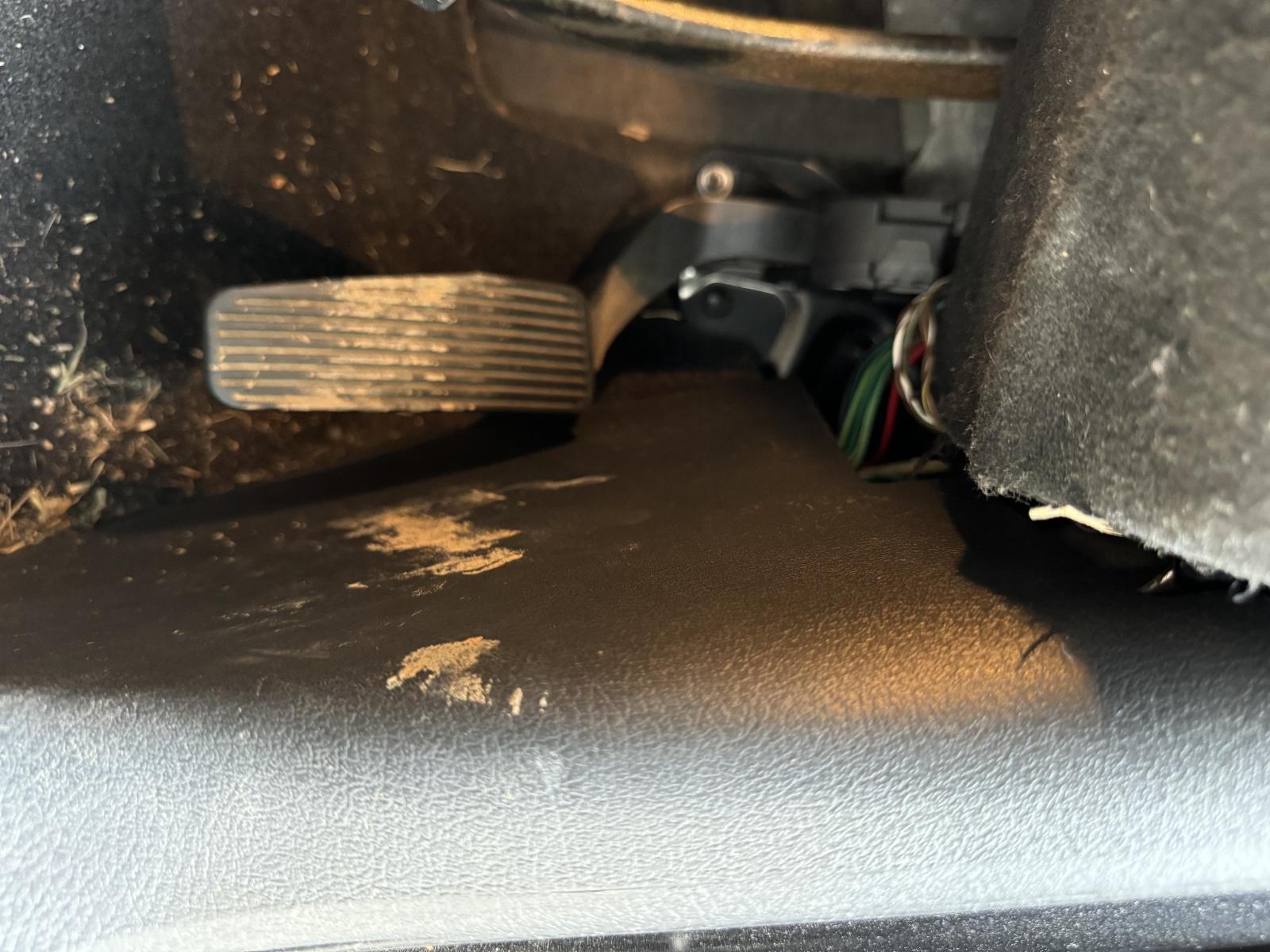 View Auto part Pedal Assembly JEEP CHEROKEE 2012