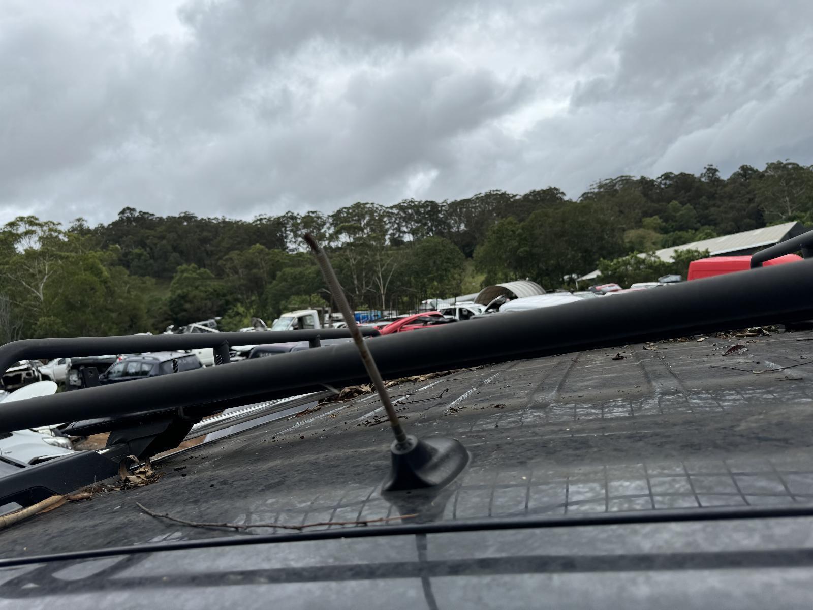 View Auto part Antenna JEEP CHEROKEE 2012