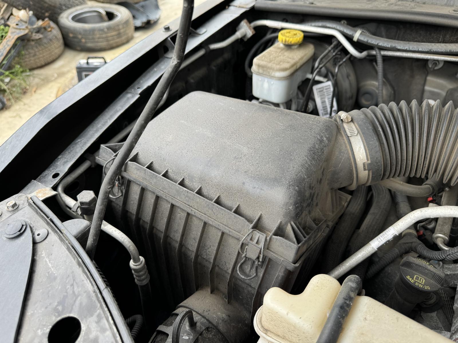 View Auto part Air Cleaner/Box JEEP CHEROKEE 2012