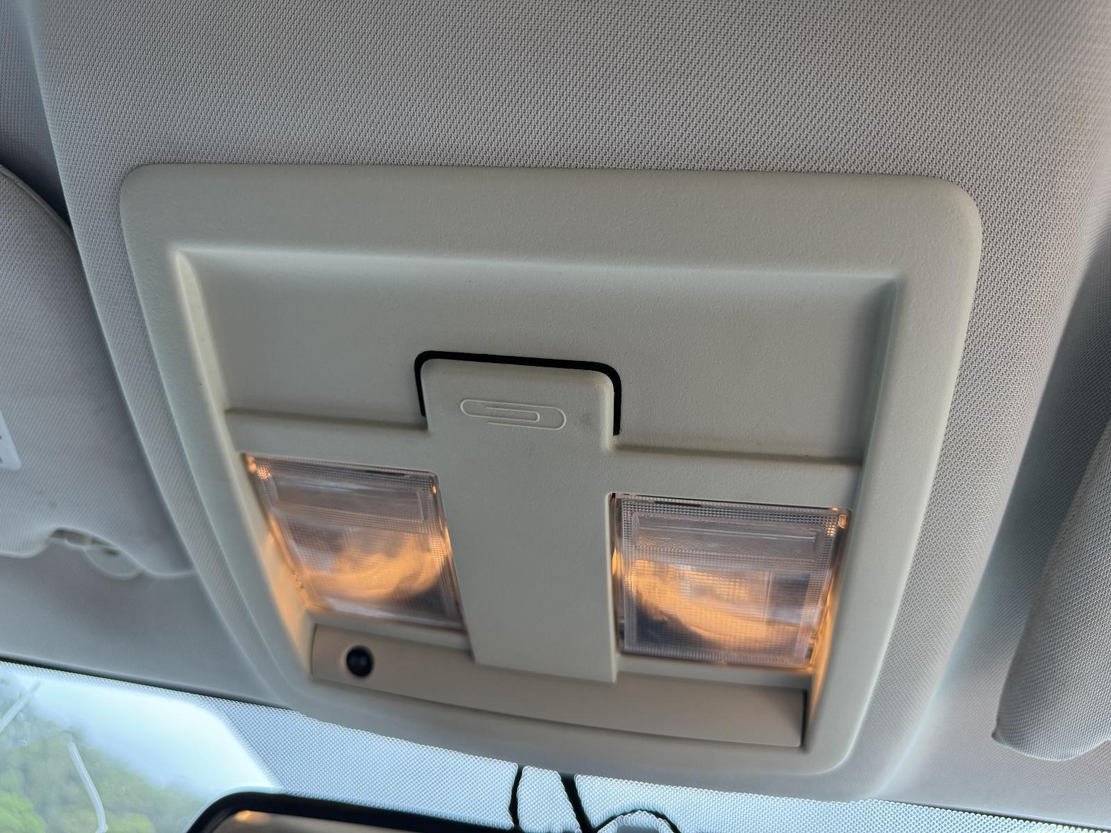 View Auto part Courtesy Light JEEP CHEROKEE 2012